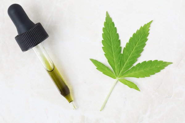 Tout ce qu'il faut savoir sur l'huile de CBD